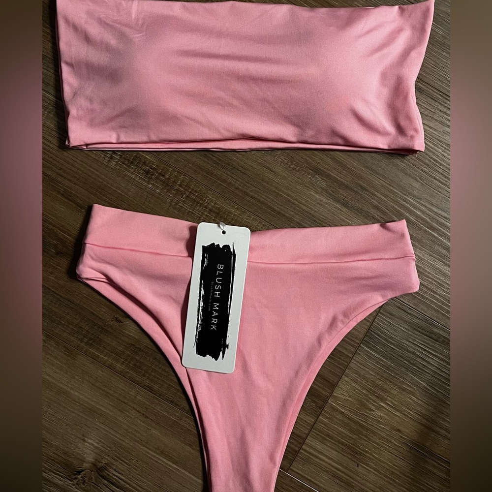NEW woman’s bikini set